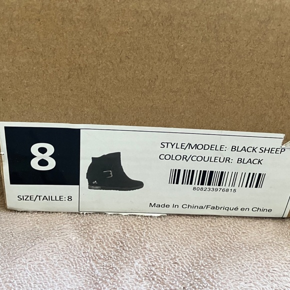 NWT Religious Comfort Waterproof Black Suede Boots Sz 8 - Picture 2 of 12